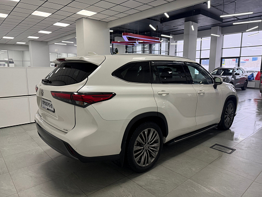Toyota Highlander Люкс Safety, 2021 года, пробег 94789 км