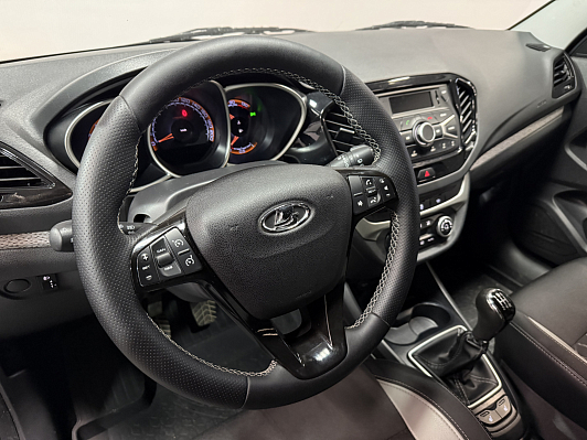 Lada (ВАЗ) Vesta, 2018 года, пробег 115000 км