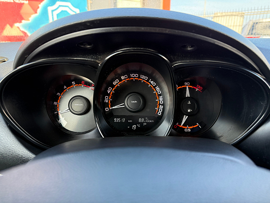 Lada (ВАЗ) Vesta Comfort, 2021 года, пробег 93495 км