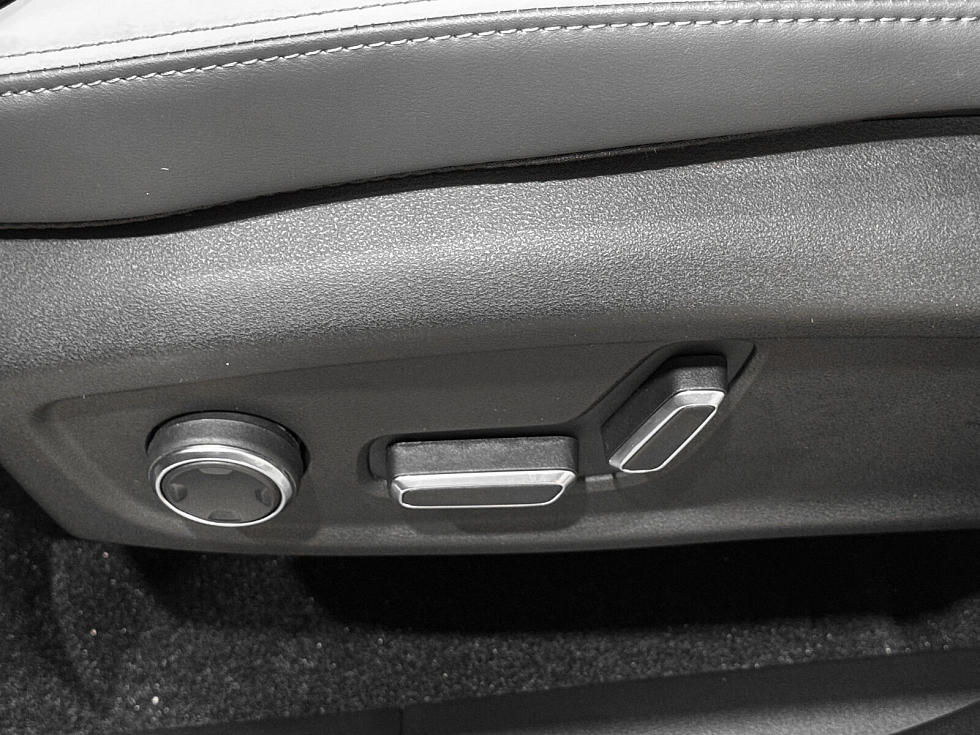 Geely Atlas Флагман, зеленый