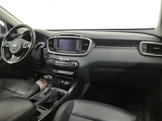 Kia Sorento, 2017 года, пробег 135319 км
