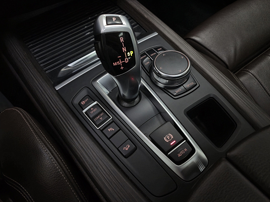 BMW X5 xDrive35i Pure Excellence, 2018 года, пробег 145430 км