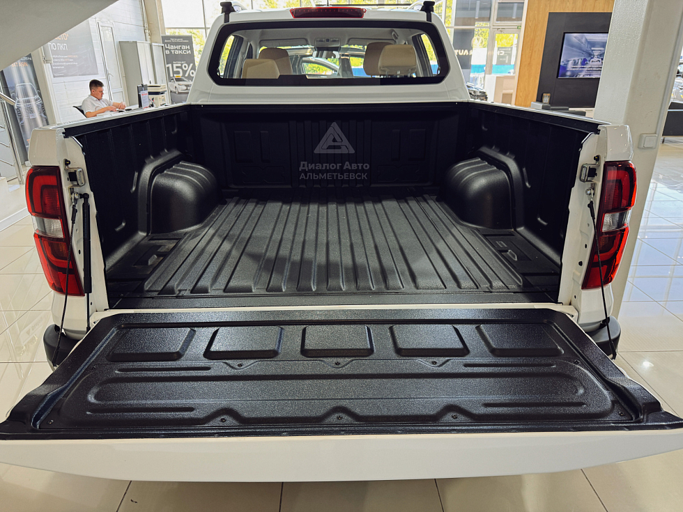 Changan Hunter Plus Luxe, белый