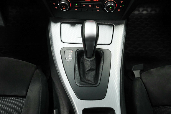 BMW 3 серии, 2011 года, пробег 213111 км