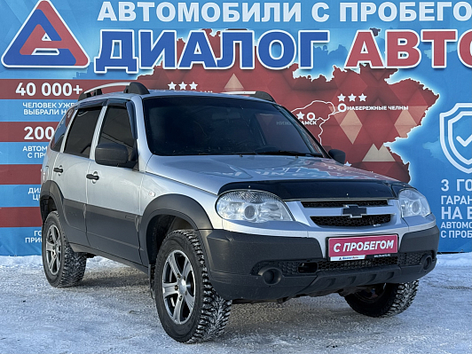 Chevrolet Niva LE Camouflage, 2016 года, пробег 97050 км