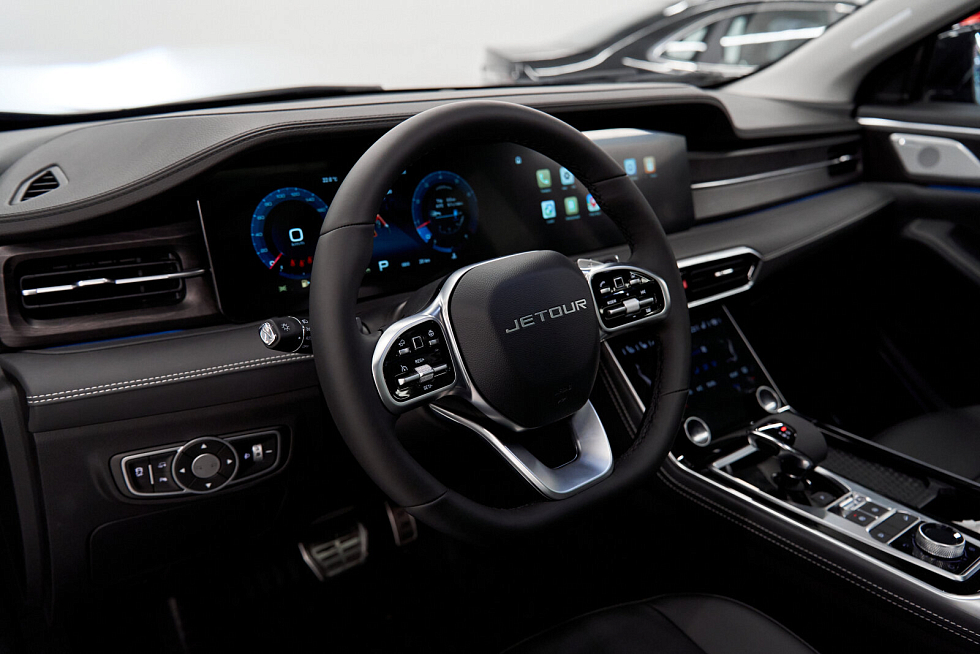 Jetour X90+ Премиум 7 мест, черный