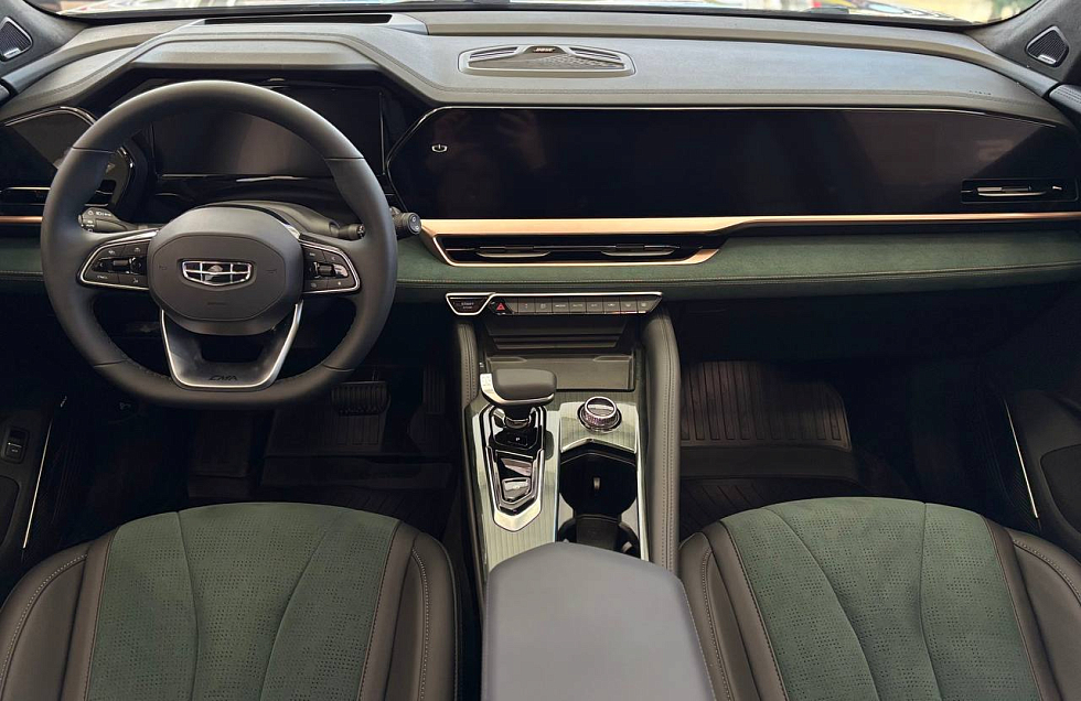 Geely Monjaro Luxury, зеленый