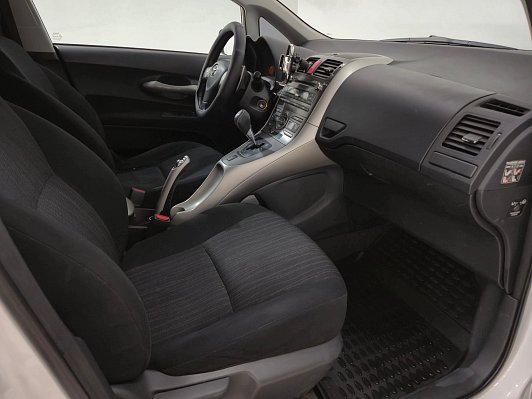 Toyota Auris, 2009 года, пробег 237715 км