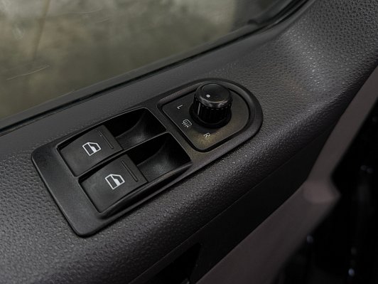 Volkswagen Transporter, 2012 года, пробег 366277 км
