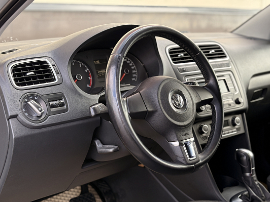 Volkswagen Polo Comfortline, 2015 года, пробег 244924 км