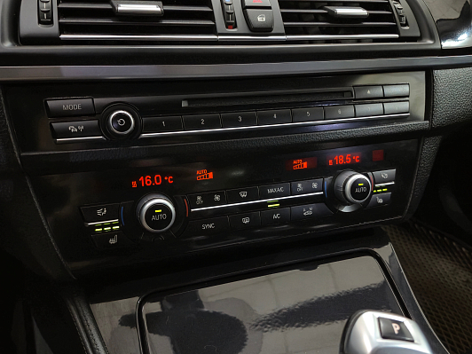 BMW 5 серии, 2014 года, пробег 290985 км
