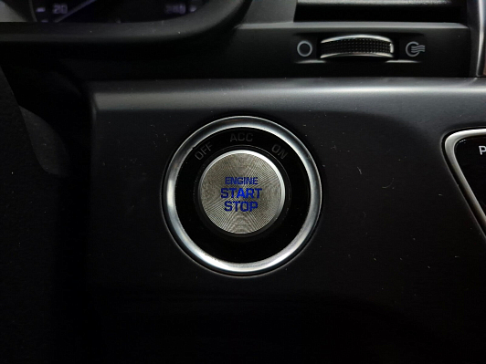 Hyundai Sonata Comfort, 2019 года, пробег 99600 км