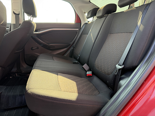 Lada (ВАЗ) Vesta Comfort Multimedia (2018-2019), 2017 года, пробег 64000 км