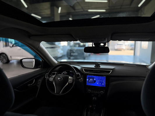 Nissan X-Trail LE, 2015 года, пробег 230513 км