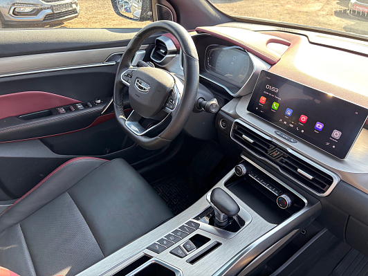 Geely Coolray Flagship, 2023 года, пробег 32200 км