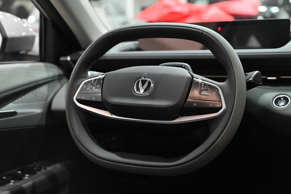 Changan Lamore Техно, серый