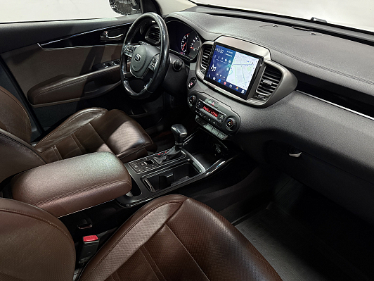 Kia Sorento Лига Европы, 2018 года, пробег 164156 км
