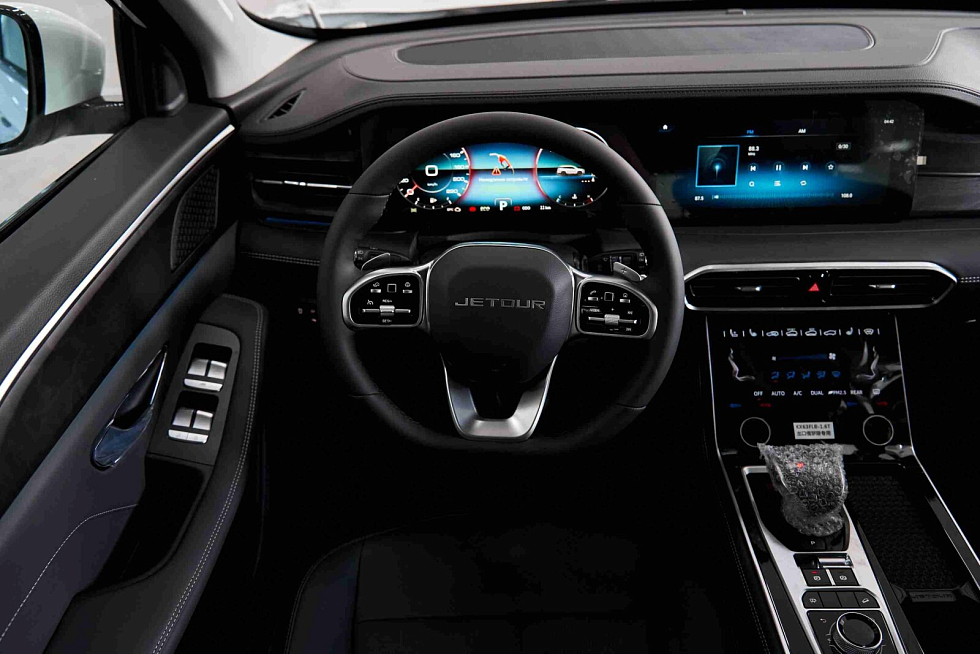 Jetour X90+ Премиум 7 мест, белый