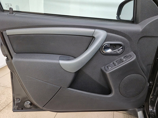 Renault Duster Drive, 2019 года, пробег 131749 км