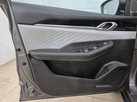 Geely Coolray Champion edition (Binyue Cool), 2023 года, пробег 27034 км