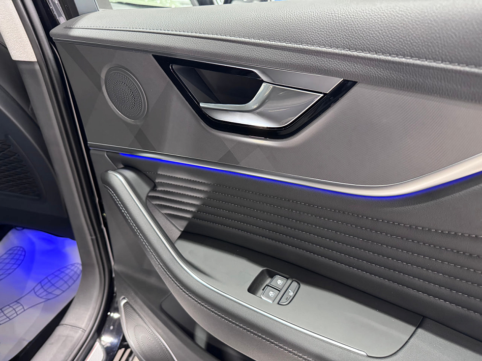 Hongqi HS5 Делюкс, черный