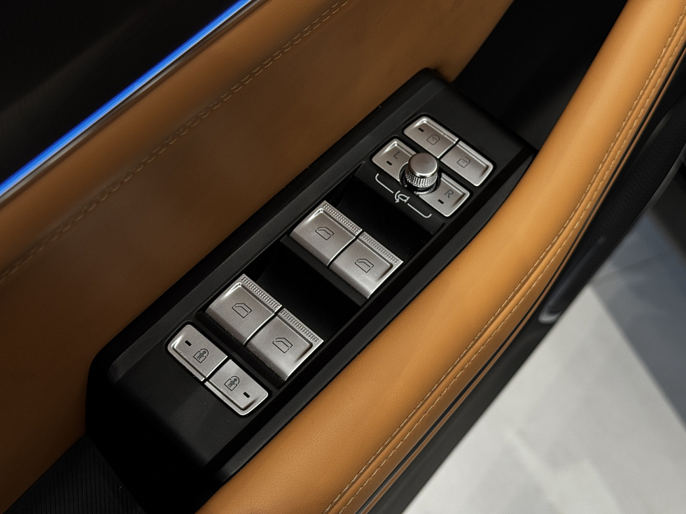 Nordcross 001 Ultra, черный