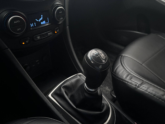 Hyundai Solaris, 2015 года, пробег 155501 км