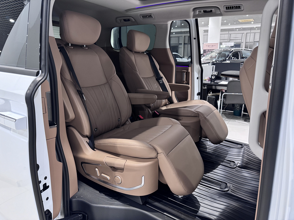 JAC RF8 Флагшип, белый