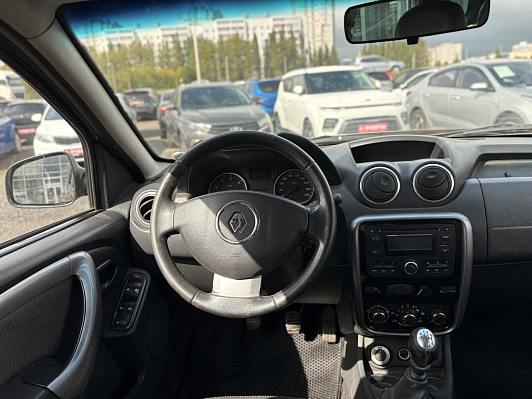 Renault Duster Luxe Privilege, 2012 года, пробег 217682 км