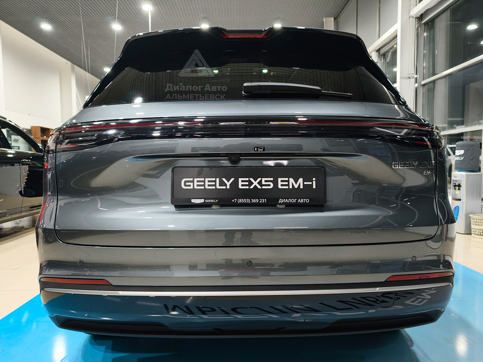 Geely EX5 EM-i Макс, серый