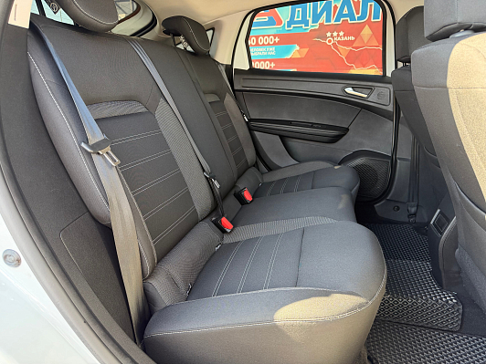 Renault Arkana Life, 2021 года, пробег 58288 км