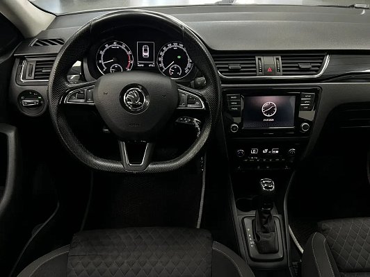 Skoda Rapid Ambition, 2017 года, пробег 169000 км