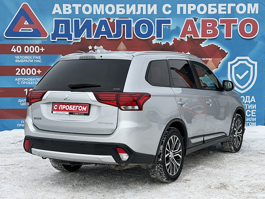 Mitsubishi Outlander Intense+, 2018 года, пробег 148000 км