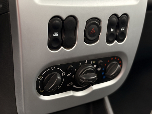 Renault Sandero, 2013 года, пробег 121500 км