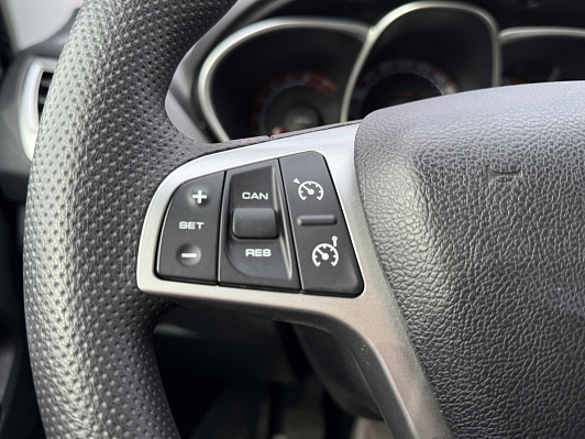 Lada (ВАЗ) Vesta Luxe Multimedia, 2018 года, пробег 97400 км