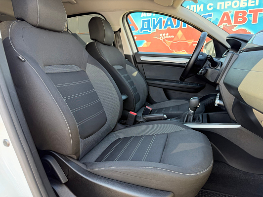 Renault Arkana Life, 2021 года, пробег 58288 км