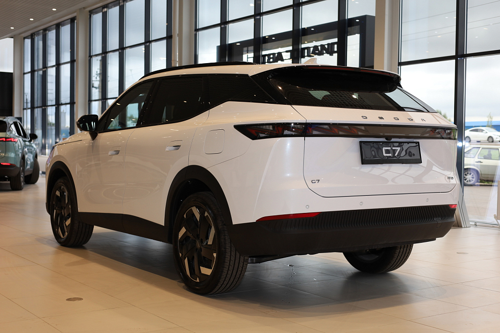 Omoda C7 Драйв, белый