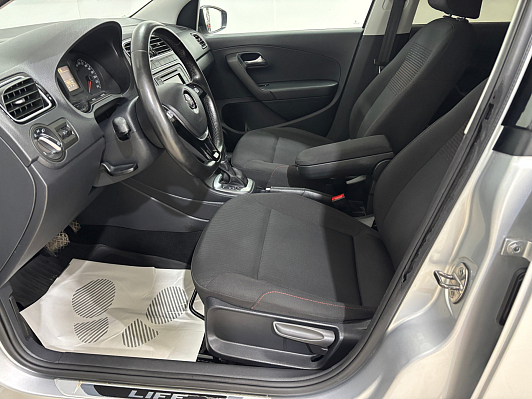 Volkswagen Polo Life, 2017 года, пробег 96503 км