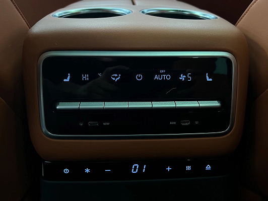 Li Auto (Lixiang) L9 Max, 2023 года, пробег 63671 км