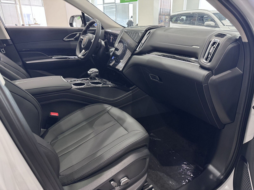 Hongqi HS3 Comfort, белый