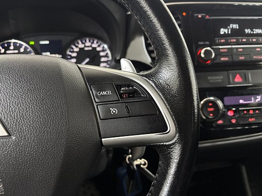 Mitsubishi Outlander, 2013 года, пробег 189757 км
