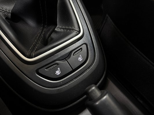 Lada (ВАЗ) Vesta Luxe Multimedia (2019-2021), 2019 года, пробег 111628 км
