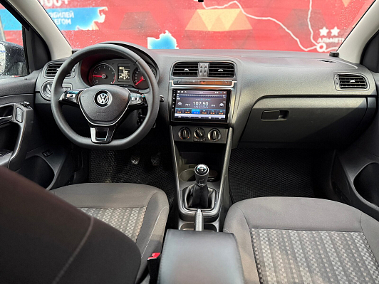 Volkswagen Polo SELECT, 2017 года, пробег 182000 км