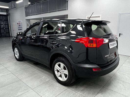 Toyota RAV4, 2012 года, пробег 162000 км