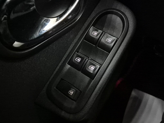 Renault Duster Drive, 2019 года, пробег 131749 км