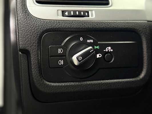 Volkswagen Touareg Business, 2015 года, пробег 151500 км