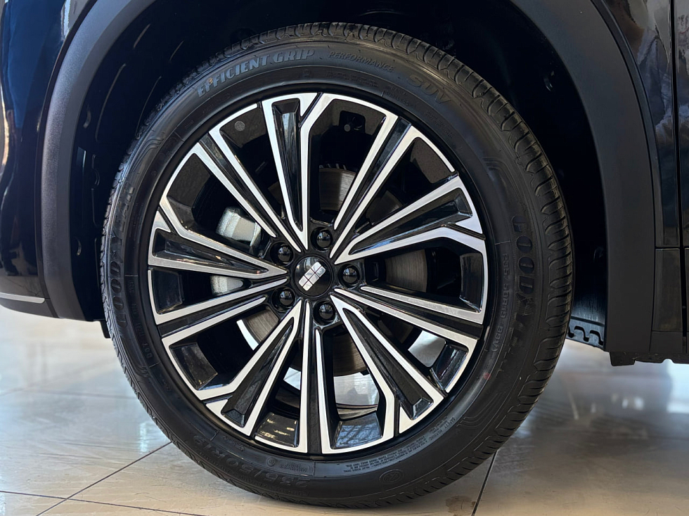 Geely EX5 Гибрид Макс EM-i, черный
