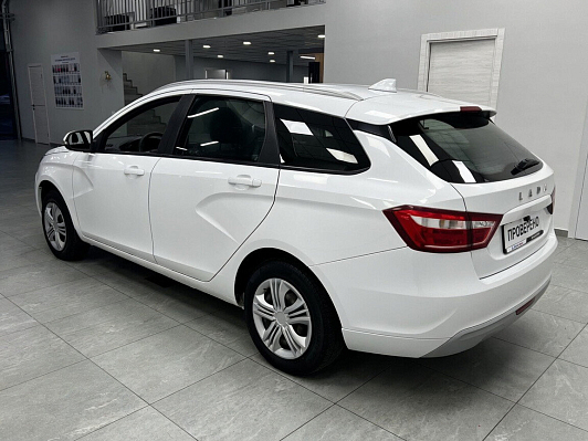 Lada (ВАЗ) Vesta Comfort, 2019 года, пробег 150000 км