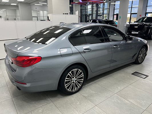BMW 5 серии, 2019 года, пробег 119990 км