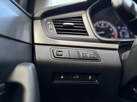 Hyundai Sonata Comfort, 2018 года, пробег 119069 км